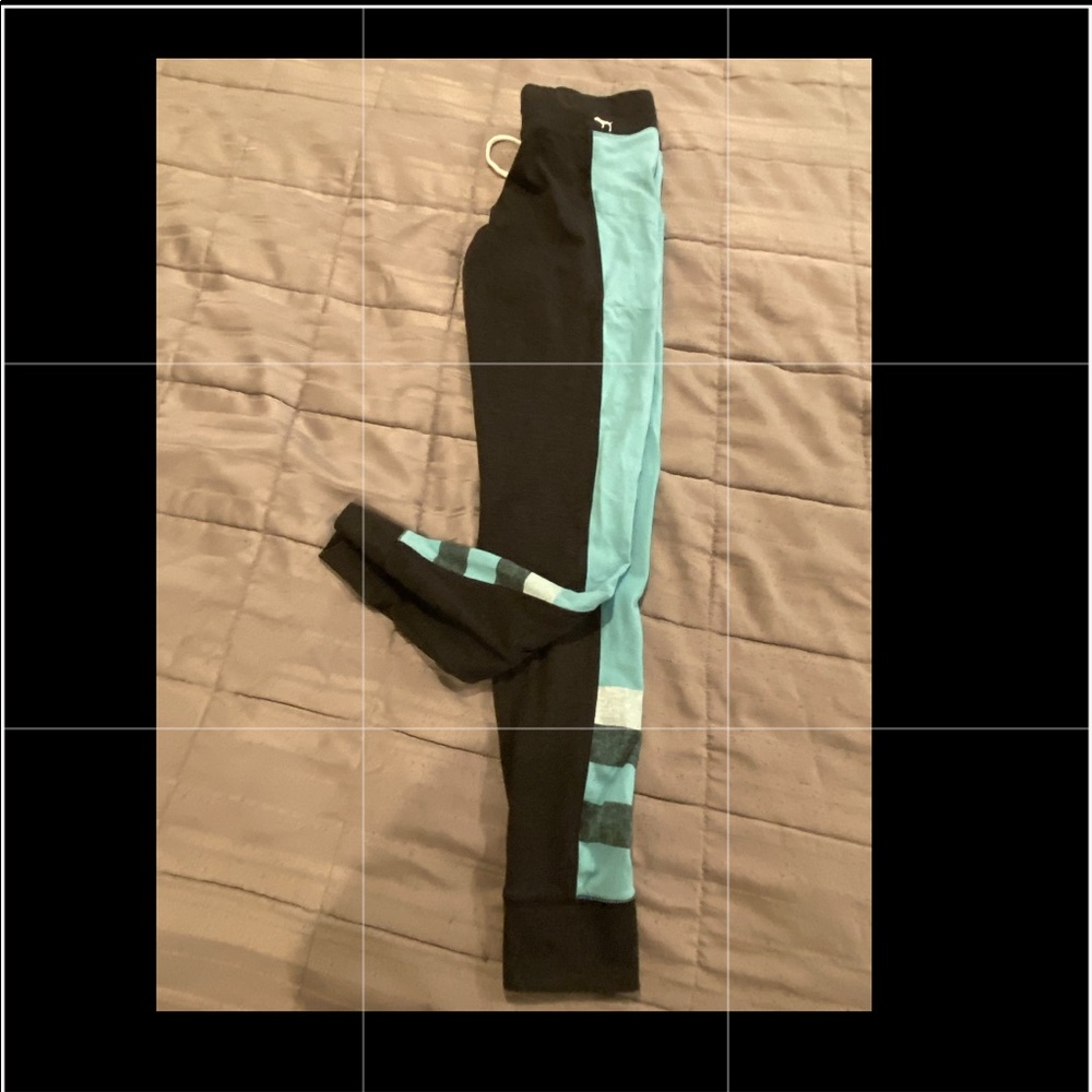 Victoria’s Secret pink leggings